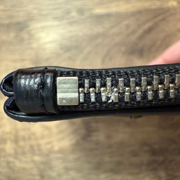 Lauren Ralph Lauren Wristlet Purse Genuine Leather Textured Zip Closure Black - Picture 8 of 8